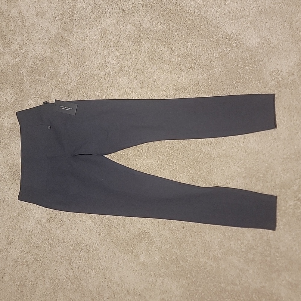 Tommy Hilfiger size 2 stretch pant